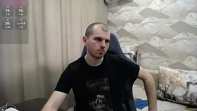 Snapshot of SerzhKorol1 chatting on June 19, 7:56 am SerzhKorol1 online show from June 19, 7:56 am