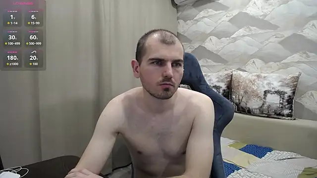 Snapshot of SerzhKorol1 chatting on June 30, 9:21 am SerzhKorol1 online show from June 30, 9:21 am