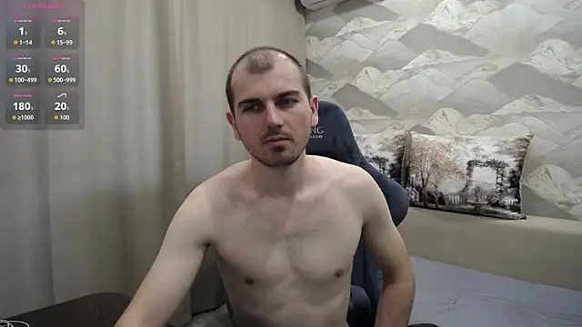 Snapshot of SerzhKorol1 chatting on July 3, 9:05 am SerzhKorol1 online show from July 3, 9:05 am
