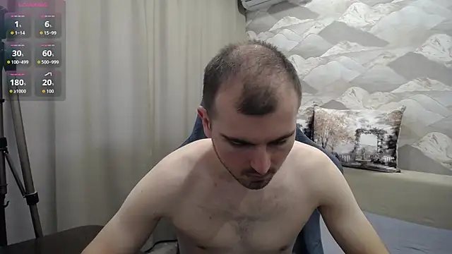 Snapshot of SerzhKorol1 chatting on July 18, 9:46 am SerzhKorol1 online show from July 18, 9:46 am