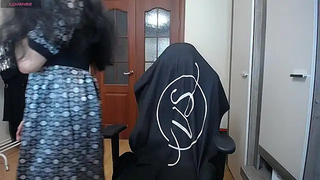 Snapshot of The_Blacksphinxxx chatting on October 21, 12:06 pm The Blacksphinxxx online show from October 21, 12:06 pm