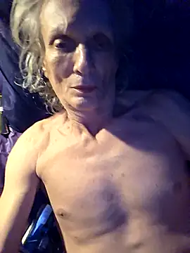 Vonniecd online show from September 18, 10:39 am