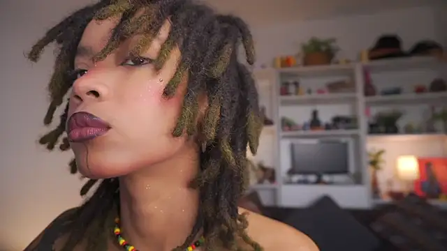 Cooper-Reds online show from April 10, 8:35 pm