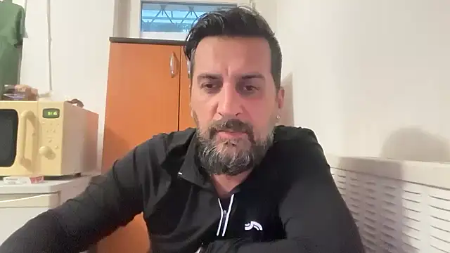 Snapshot of TigerOne19 chatting on May 16, 5:23 pm TigerOne19 online show from May 16, 5:23 pm