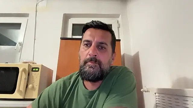 Snapshot of TigerOne19 chatting on May 22, 6:46 pm TigerOne19 online show from May 22, 6:46 pm