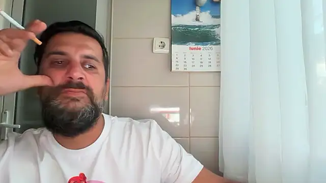 Snapshot of TigerOne19 chatting on June 2, 5:37 pm TigerOne19 online show from June 2, 5:37 pm