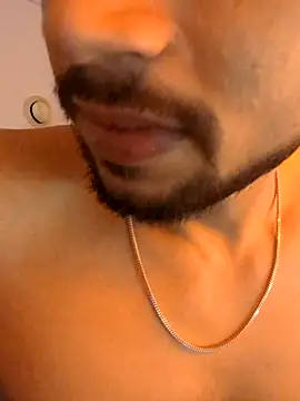 Snapshot of _IRRESISTIBLE_ chatting on June 14, 4:53 pm IRRESISTIBLE online show from June 14, 4:53 pm
