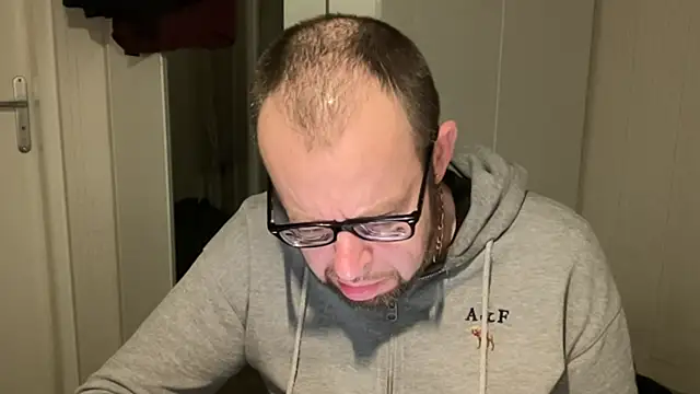 FABIOGLASSES online show from November 30, 10:58 pm