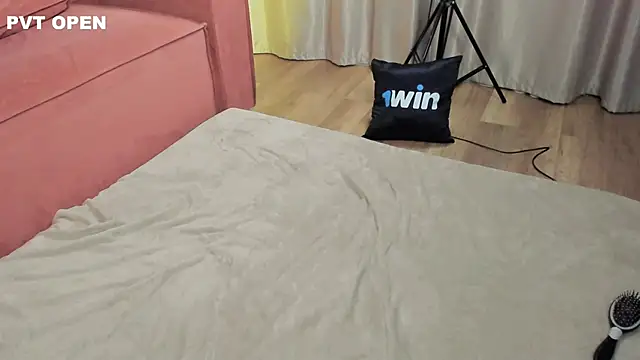 hlopushkahouse online show from January 26, 5:02 pm