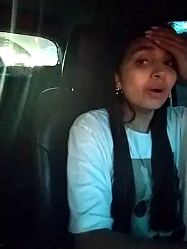 aisha es online show from September 12, 11:04 pm