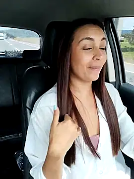 aisha es online show from September 24, 5:38 pm