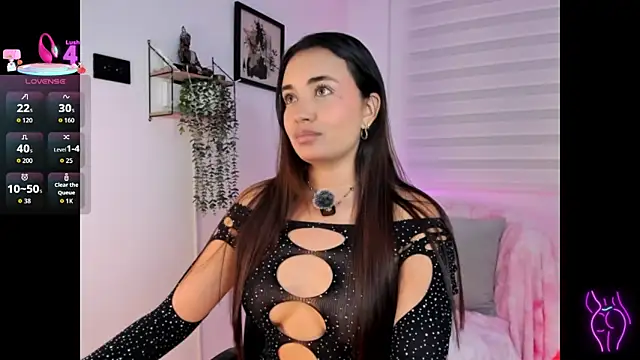 aisha es online show from May 28, 11:46 pm