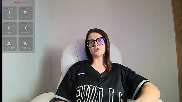 Arya starrk online show from March 12, 3:29 pm