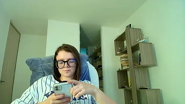 Arya starrk online show from September 11, 3:12 pm