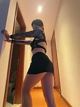 Meet q online show from April 4, 2:47 pm