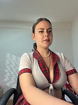 Stoned-baby69 online show from June 12, 4:17 pm