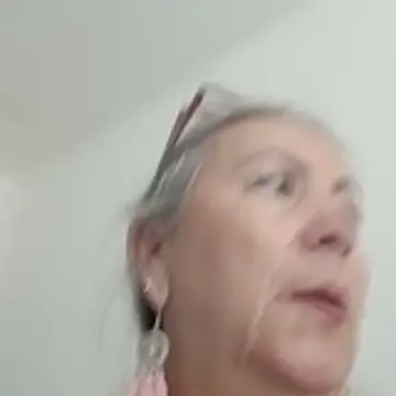 EvaRobinson online show from July 18, 6:45 pm