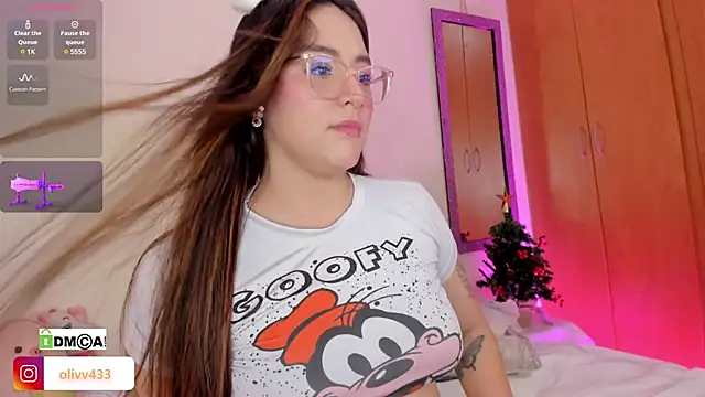 olivia  s online show from December 20, 3:03 am