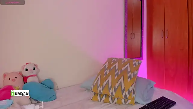 olivia  s online show from January 8, 2:25 am