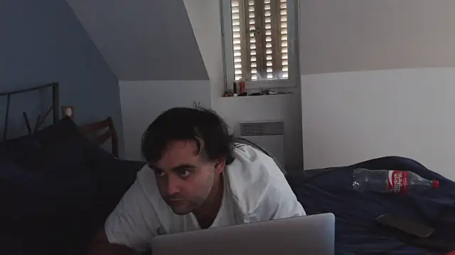 Snapshot of colalba12 chatting on October 21, 1:23 pm colalba12 online show from October 21, 1:23 pm