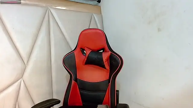 sweet brunettex lovingyou online show from March 6, 2:51 am