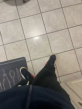 Snapshot of dingoding chatting on February 21, 12:27 am dingoding online show from February 21, 12:27 am