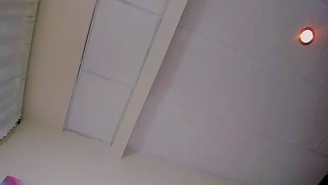 Snapshot of Valentinamolina_ chatting on January 12, 4:31 am Valentinamolina  online show from January 12, 4:31 am