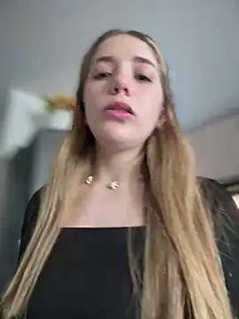 ShelbyHagen online show from March 18, 2:15 pm