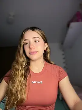 ShelbyHagen online show from July 15, 1:55 am