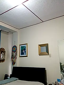 kelly dirty  online show from October 5, 5:44 pm