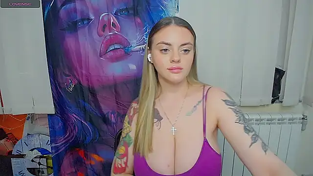 Lilia Moon online show from April 29, 9:24 am