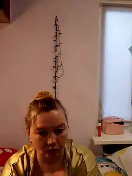 Snapshot of Lusi-777 chatting on January 9, 10:41 am Lusi-777 online show from January 9, 10:41 am