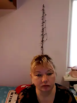 Snapshot of Lusi-777 chatting on February 14, 11:31 am Lusi-777 online show from February 14, 11:31 am