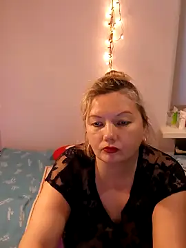 Snapshot of Lusi-777 chatting on February 27, 2:54 pm Lusi-777 online show from February 27, 2:54 pm
