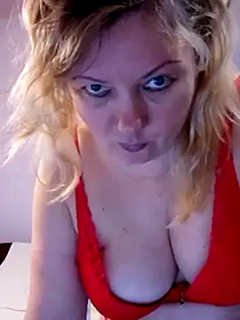 Snapshot of Lusi-777 chatting on March 13, 4:12 pm Lusi-777 online show from March 13, 4:12 pm