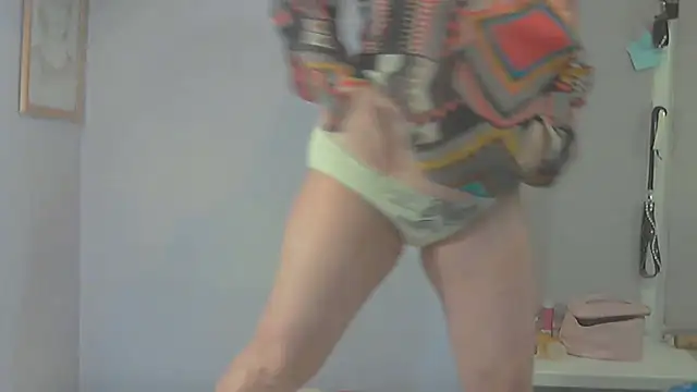 Snapshot of Lusi-777 chatting on October 7, 3:53 pm Lusi-777 online show from October 7, 3:53 pm