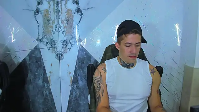 yeckodream online show from December 20, 6:20 am