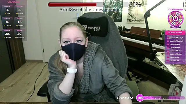 Snapshot of ArtofSweet chatting on April 27, 6:39 pm ArtofSweet online show from April 27, 6:39 pm
