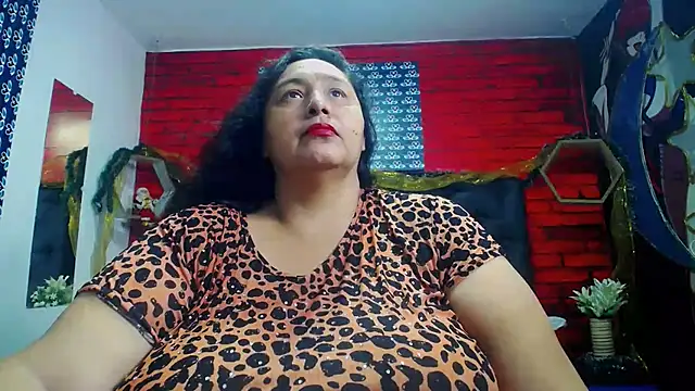 Snapshot of TistMature chatting on December 21, 1:10 pm TistMature online show from December 21, 1:10 pm