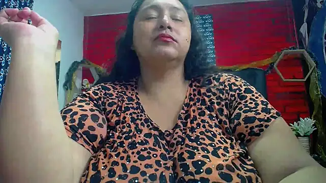 Snapshot of TistMature chatting on December 27, 1:39 pm TistMature online show from December 27, 1:39 pm