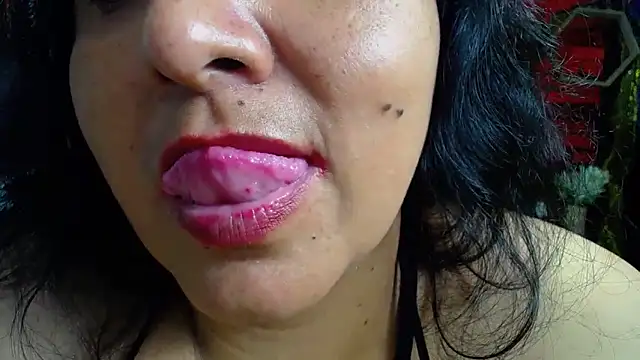 Snapshot of TistMature chatting on January 11, 4:14 pm TistMature online show from January 11, 4:14 pm