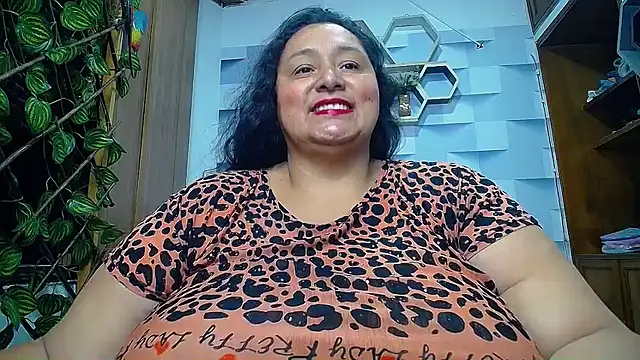 Snapshot of TistMature chatting on September 15, 1:33 pm TistMature online show from September 15, 1:33 pm