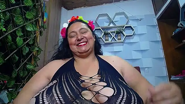 Snapshot of TistMature chatting on September 24, 1:14 pm TistMature online show from September 24, 1:14 pm