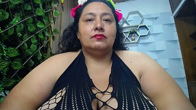 TistMature online show from November 13, 1:10 pm