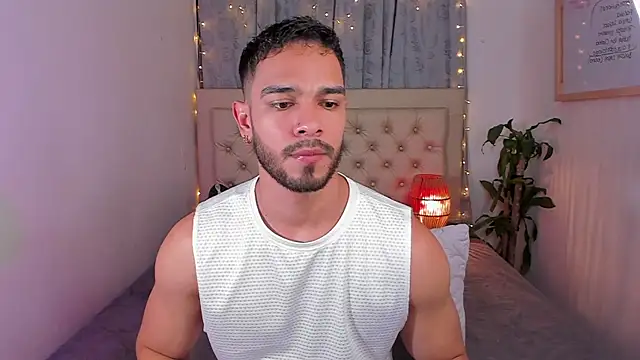 Josseph1  online show from December 9, 3:29 am