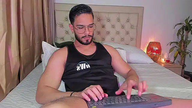 Josseph1  online show from February 12, 12:37 am