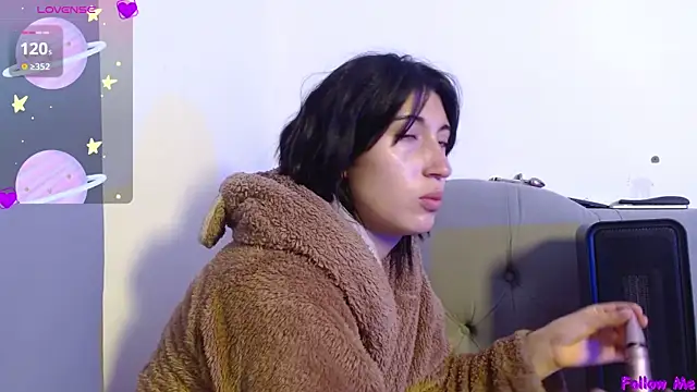 Red-moon1 online show from March 4, 12:12 pm