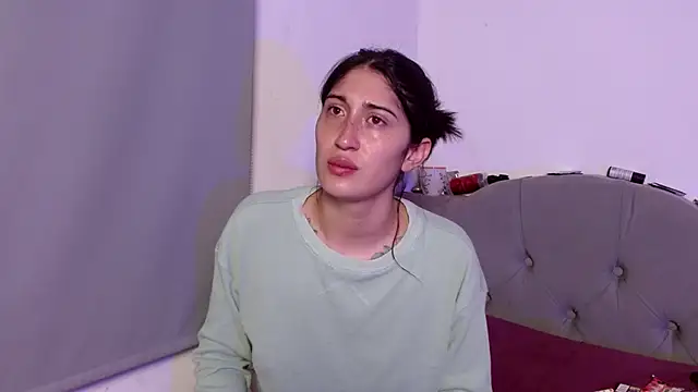 Red-moon1 online show from September 19, 4:36 am