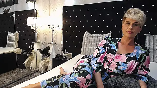 InannaStar online show from February 21, 10:39 am