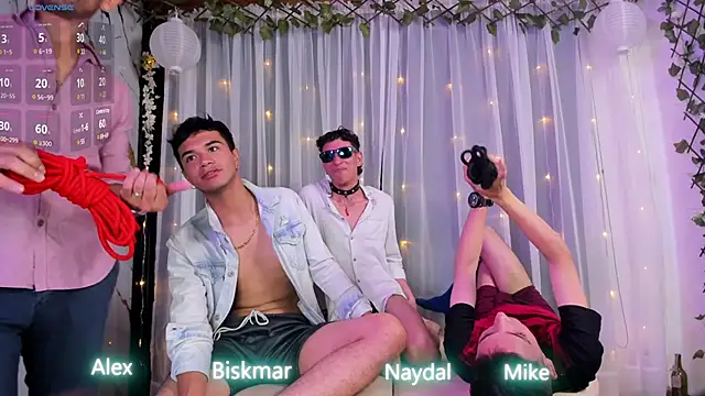 EuphoriaBoys online show from December 9, 7:39 pm